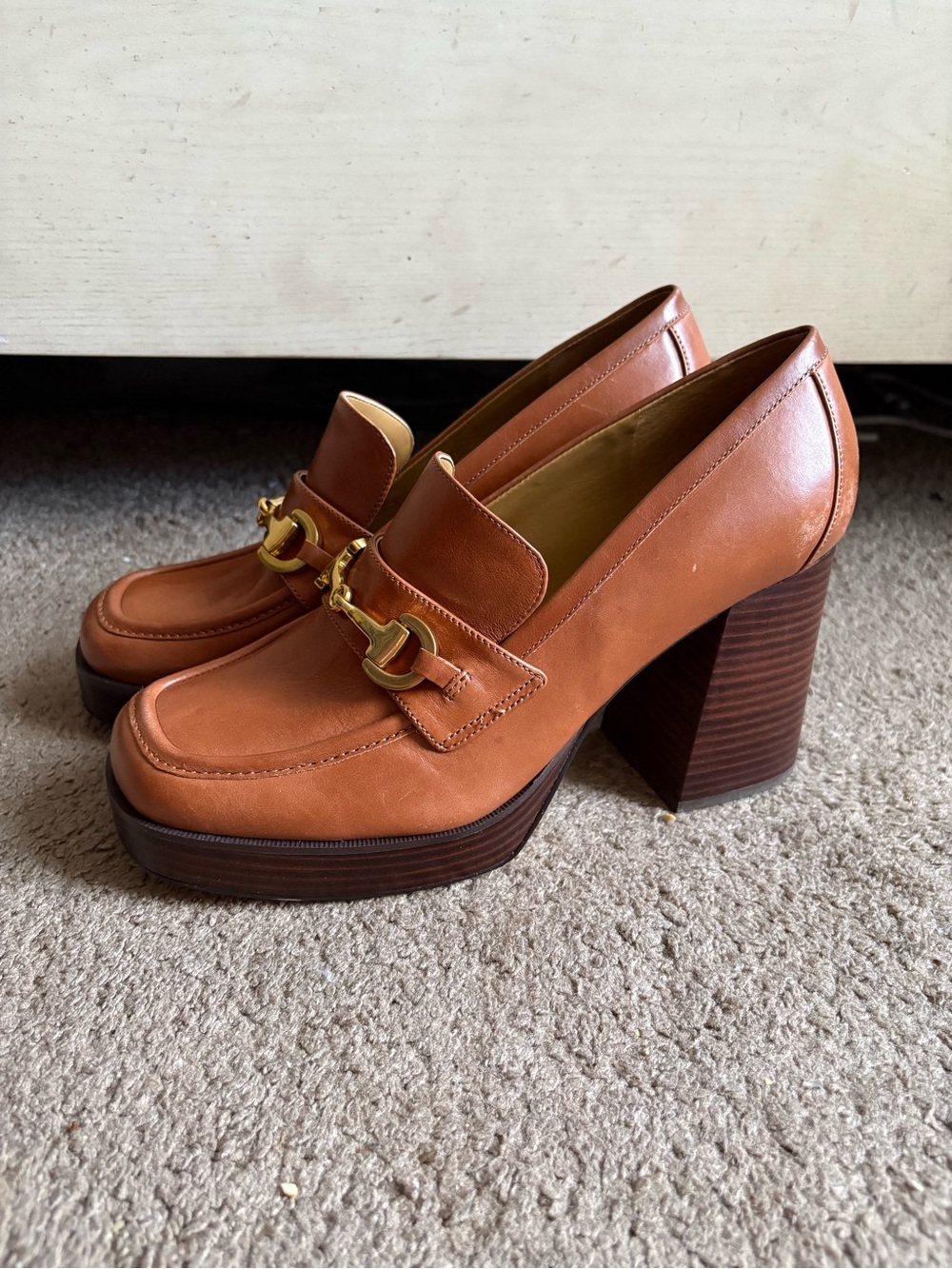 Marc Fisher Cognac Leather Platform Heel Loafer Size 10M